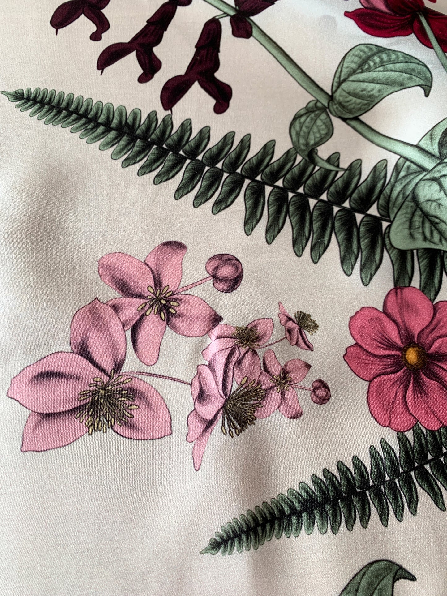 Wild Bouquet Cherry Lacquer