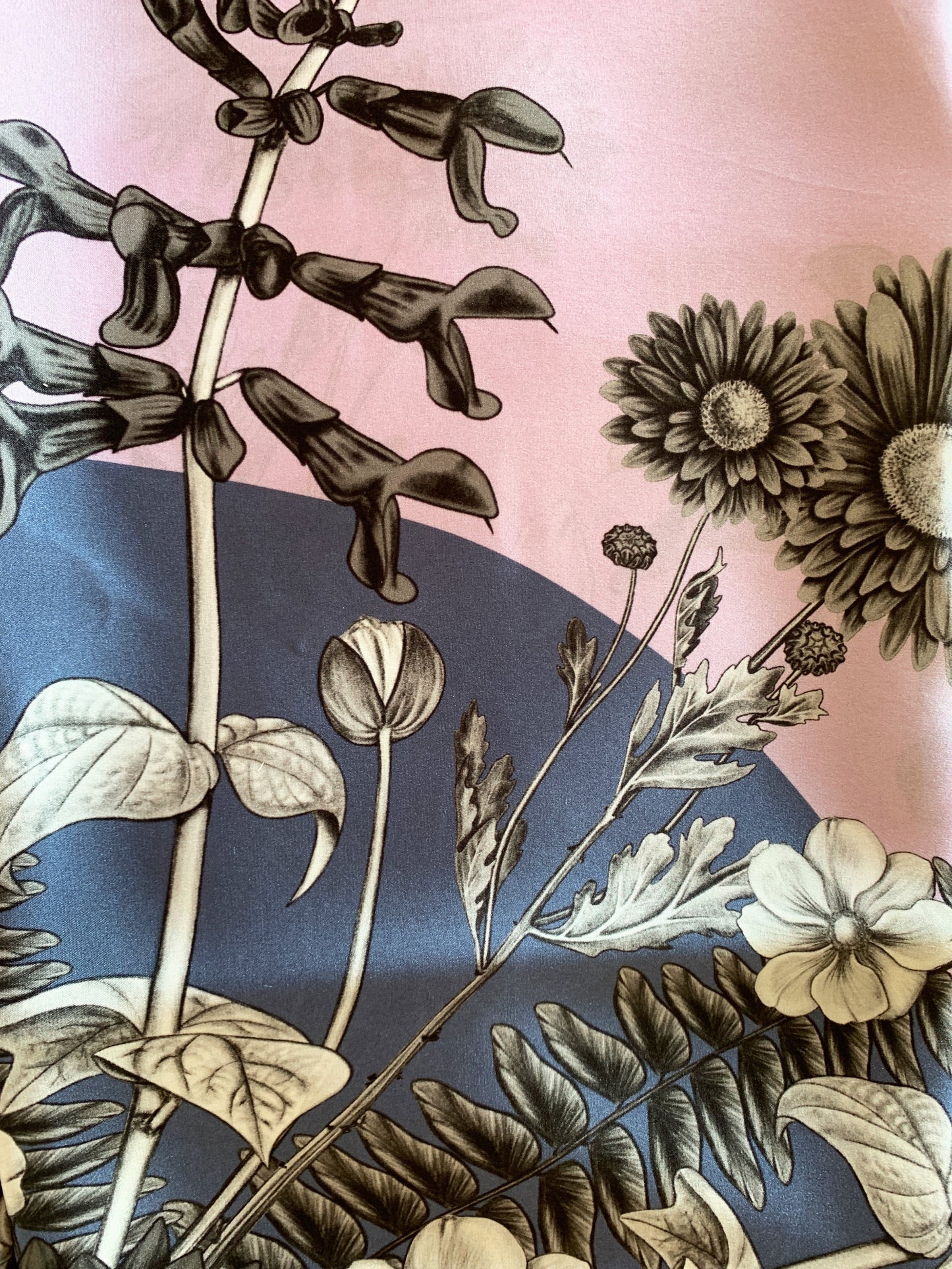Wild Bouquet Future Dusk